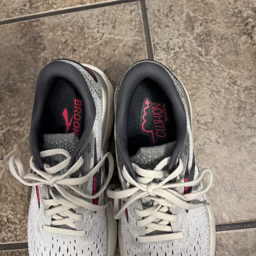 Womens Brooks Ghost 16 size 7.5 - Picture 3 of 7